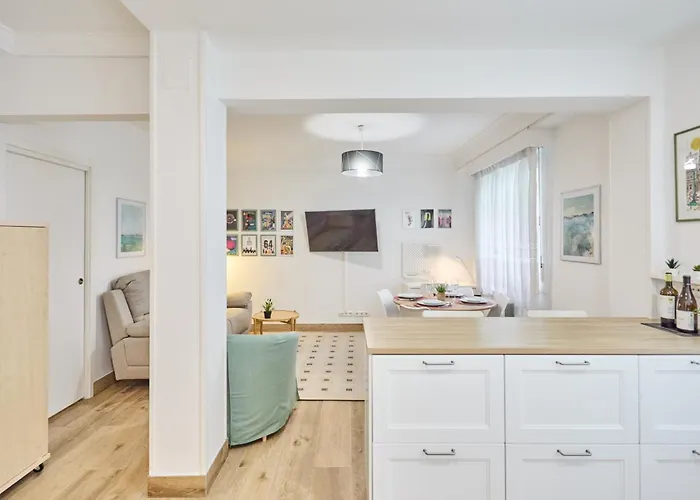 Larroka By Basque Homes شقة *